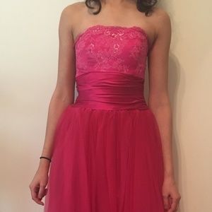 Jessica McClintock, Tulle Cinderella style dress